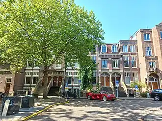 De naar achter geplaatste illem Beukelsstraat 32-38, Amsterdam (augustus 2022)