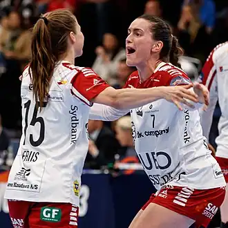 Skogrand (rechts) in de halve finale van de Europaleague, 2023