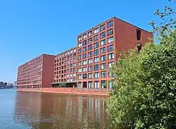 Zuidgevel, vanaf de Verbindingsdam