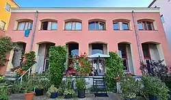 Idem, de laagbouw aan de Levantkade