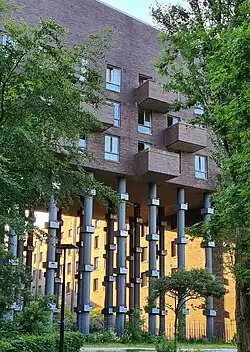 Passages, Mien Ruysplantsoen