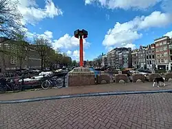 Detail van jaar en lantaarns (april 2023)