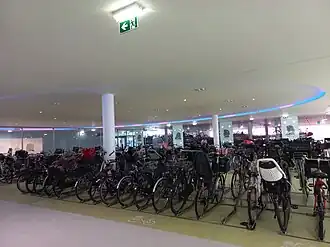 Fietsenstalling Mahlerplein (juli 2023)