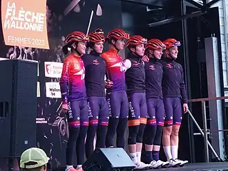 Aan de start van de Waalse Pijl 2023