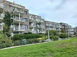 Een typisch Van Rhijnbalkon (augustus 2023)