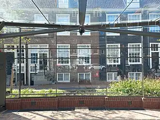 Tekst: Hier schommelt de tijd (augustus 2023)