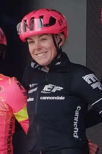Elizabeth Stannard voor de Waalse Pijl 2024