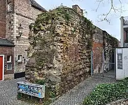 Stadsmuur Lang Grachtje, dwarsprofiel en veldzijde