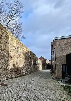 Gerestaureerde stadsmuur