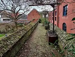 Idem, tuinaanleg boven op de stadsmuur