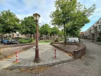 Transvaalplein, rechts huisjes van Berlage (augustus 2024)