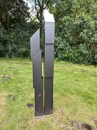 Zonder titel (met illegaal touwtje), juli 2024