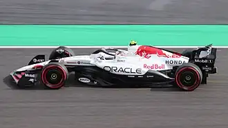 Yuki Tsunoda tijdens de kwalificatie voor de Grand Prix van Japan