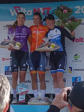 Winnares Femke Gerritse op het podium