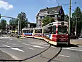 Zogenaamd 'driehoeken' van een GTL8 op lijn 2 wegens inkorting tot Volendamlaan, mei 2011.