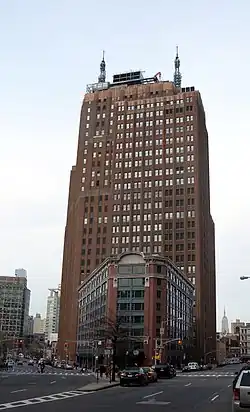 32 Avenue of the Americas