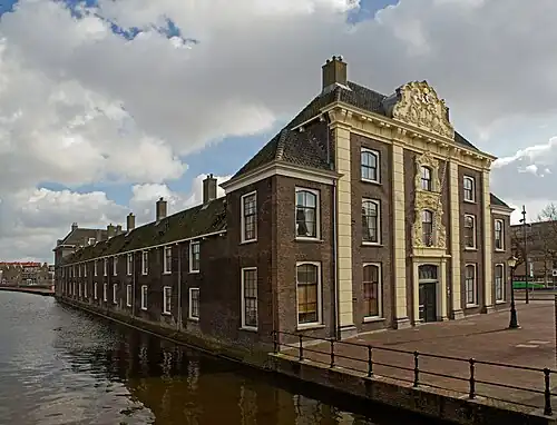 De voorgevel van het Proveniershuis te Schiedam