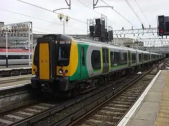 Een trein van London Midland in het station London Euston