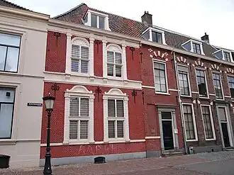 Rijksmonumentale panden in de oostelijke bebouwing van de Korte Nieuwstraat.