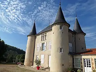 Het gemeentehuis van Chanteraine te Morlaincourt
