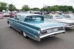 Continental Mark V Landau (1960), achteraanzicht