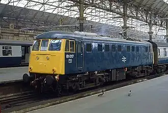 De 81017 te Manchester Piccadilly