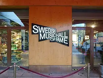 ingang van het museum