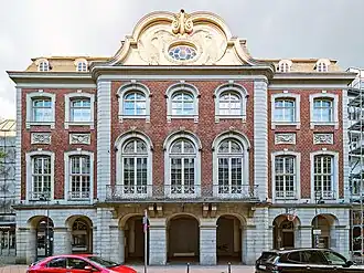 Gevel Komphausbadstraße, overzicht