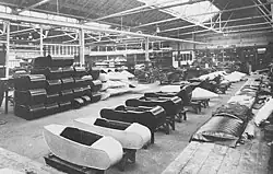 De zijspanfabriek in Lower Walsall Street in Wolverhampton was eigendom van AJS, maar droeg de naam van oprichter Charles William Hayward