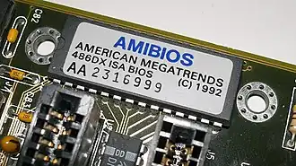 Een BIOS-chip van American Megatrends