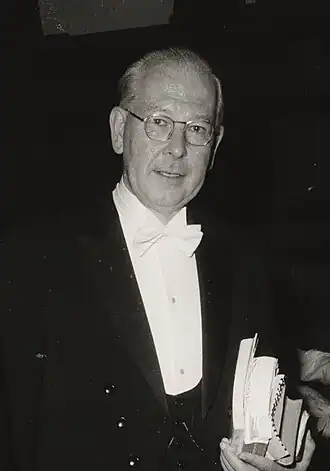 Kist bij zijn promotie (1971)