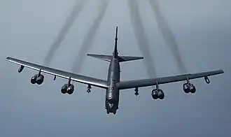 A_Boeing_B-52H_Stratofortress_in_flight_over_the_Persian_Gulf_(190521-F-XN348-9173)