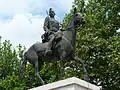 Bronzenbeeld De Hongaarse huzaar ter ere van het Huzarenregiment dat zich tussen 1869 en 1940 in de stad bevond