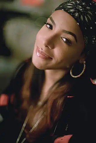 Aaliyah in 2000