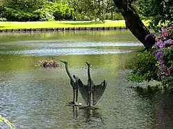 Beeld Aalscholvers in het Van Bergen IJzendoornpark