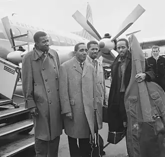 Connie Kay (uiterst links)