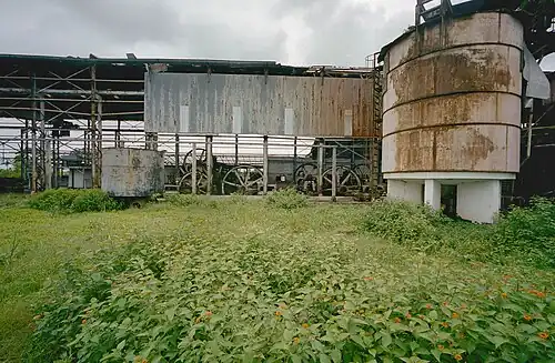 Vervallen fabriek (2000)