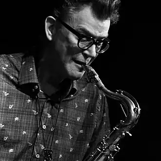 Ab Baars in club W71 in Weikersheim, Duitsland