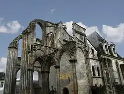 Ruïne voormalige abdijkerk