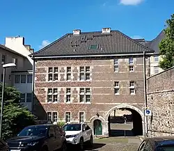 Abdijgebouwen, hofzijde