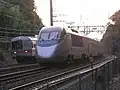 Een Metro-North trein en een Acela Express