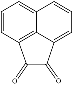 Structuurformule van acenaftochinon
