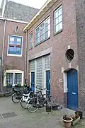 Samengesteld, gedeeltelijk onderkelderd, huis