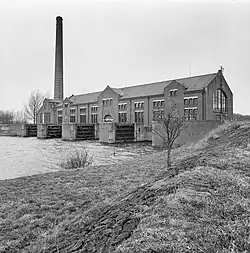 Ir. D.F. Woudagemaal te Tacozijl nabij Lemmer (1975)