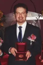 Adam Riess ontvangt The Shaw Prize in 2006