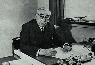 Adolphe Regout als bestuurder van De Sphinx, ca. 1940