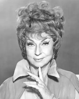 Agnes Moorehead in Bewitched (1969)