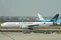 Een Airbus A330-300 van Garuda op luchthaven Sjanghai Pudong