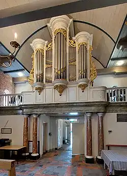 Interieur met orgel (2023)