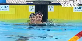 Kira Toussaint achter Alexandra DeLoof bij de Universiade 2017